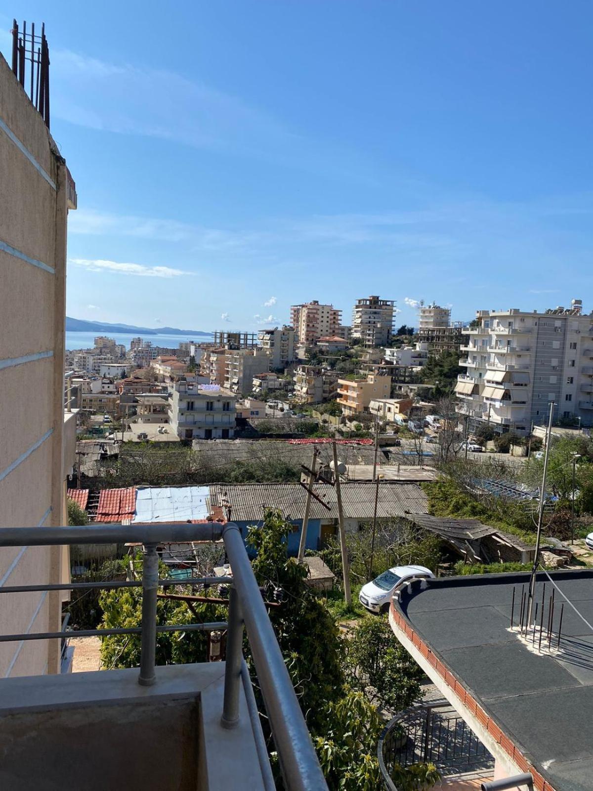 L.T. Noy'S Apartment Sarande Bagian luar foto