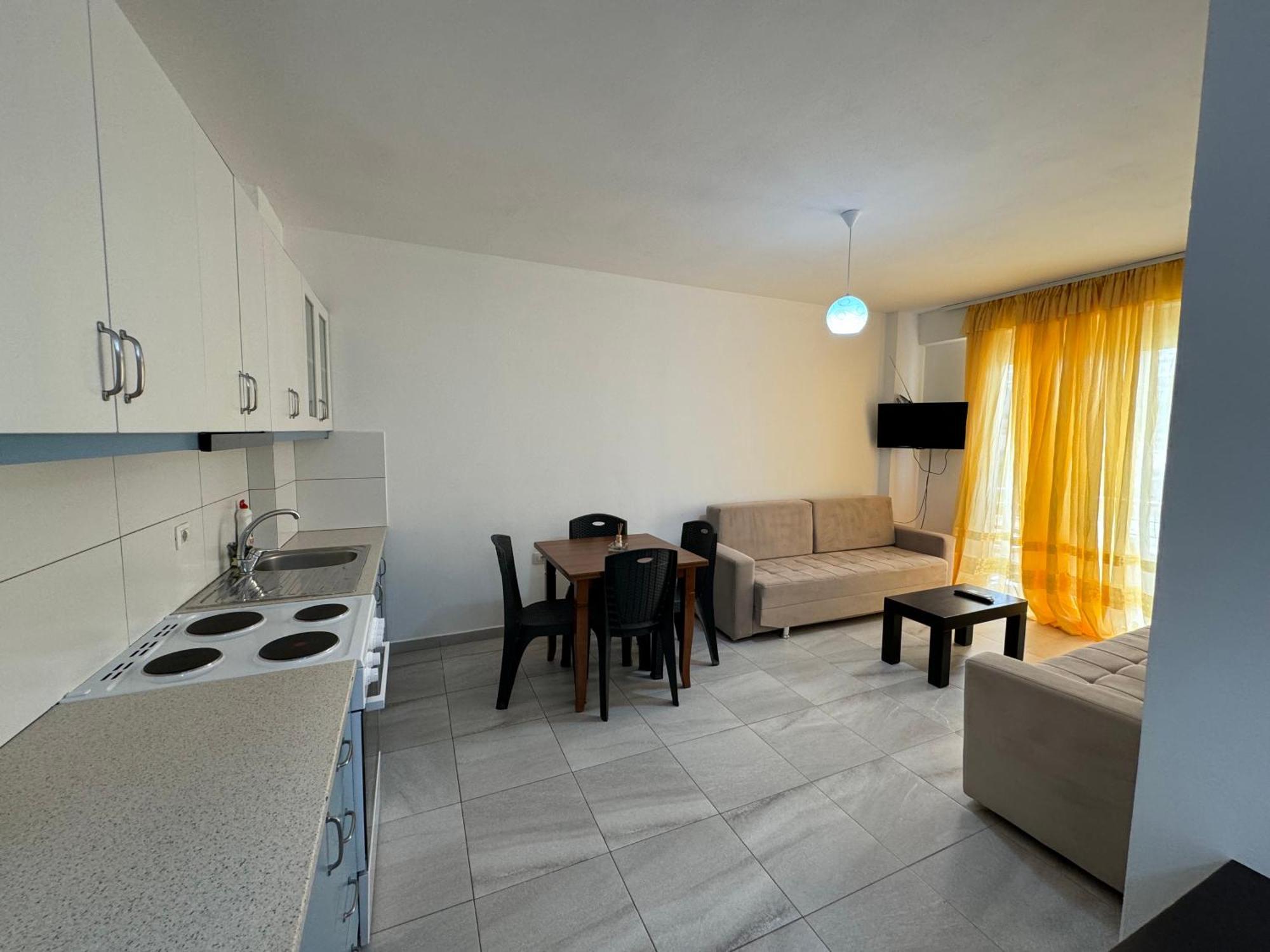 L.T. Noy'S Apartment Sarande Bagian luar foto
